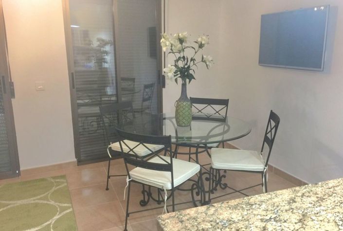 Image No.16-4 Bed Townhouse for sale