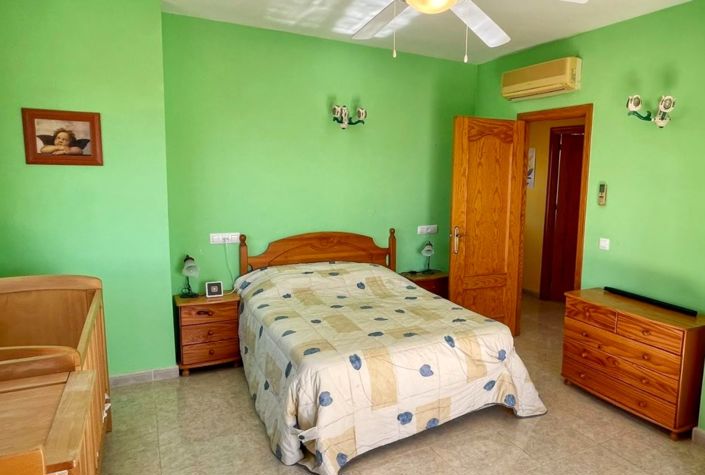 Image No.16-3 Bed Villa for sale