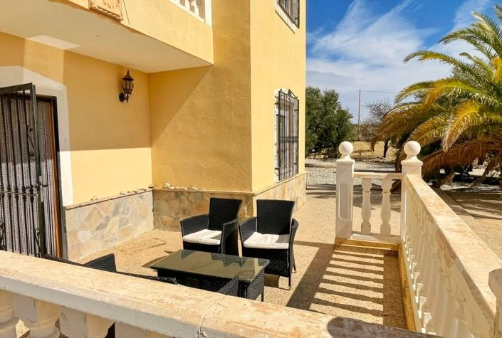 Image No.24-3 Bed Villa for sale