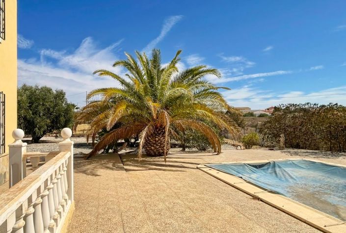 Image No.25-3 Bed Villa for sale