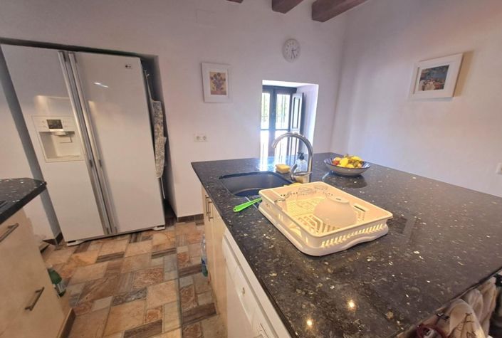 Image No.9-Maison de campagne de 5 chambres à vendre à Rute