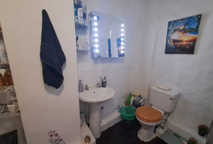 Image No.12-3 Bed Townhouse for sale