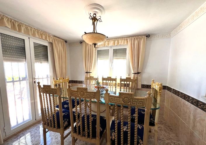 Image No.15-5 Bed Villa for sale