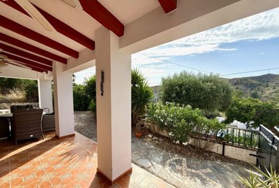 e6cf555987efbc1702e0a2ce4833397680810