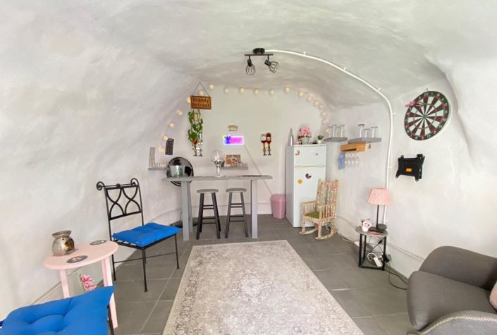 Image No.25-5 Bed Townhouse for sale