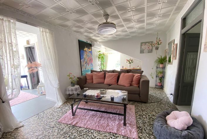 Image No.7-5 Bed Townhouse for sale