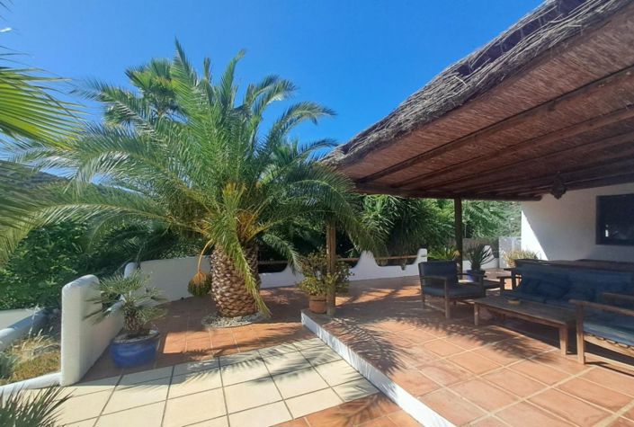 Image No.25-Maison de campagne de 4 chambres à vendre à Iznájar