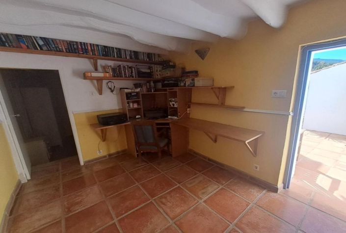 Image No.32-Maison de campagne de 4 chambres à vendre à Iznájar