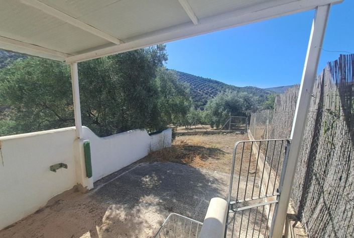 Image No.39-Maison de campagne de 4 chambres à vendre à Iznájar