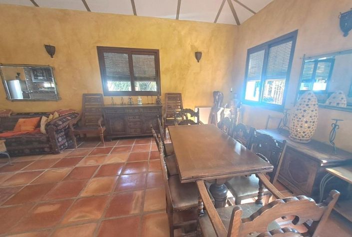 Image No.9-Maison de campagne de 4 chambres à vendre à Iznájar