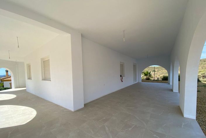 Image No.2-Villa de 4 chambres à vendre à Zurgena