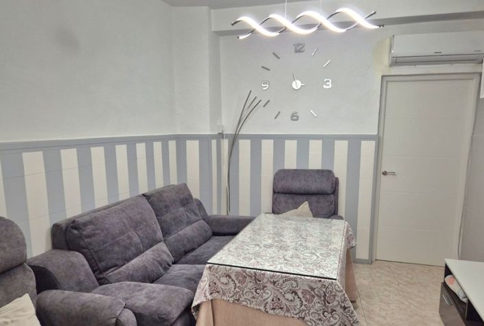 Image No.9-2 Bed Townhouse for sale