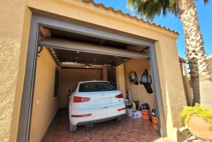 Image No.14-3 Bed Country House for sale