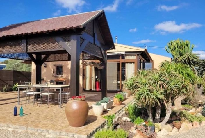 Image No.6-3 Bed Country House for sale