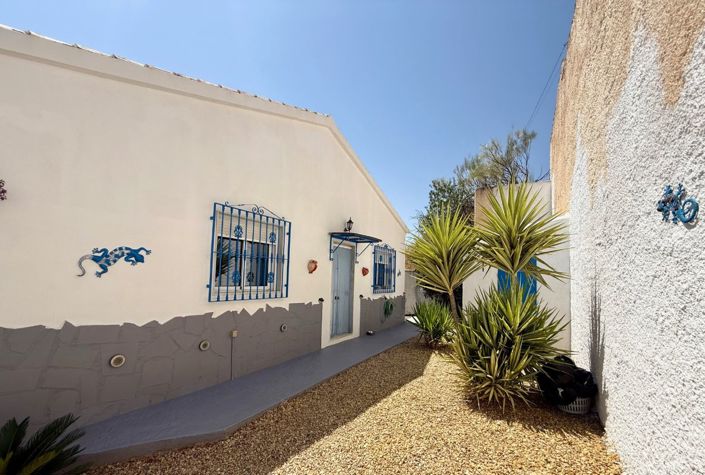 Image No.6-2 Bed Villa for sale