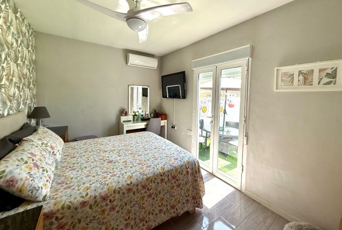 Image No.18-2 Bed Villa for sale