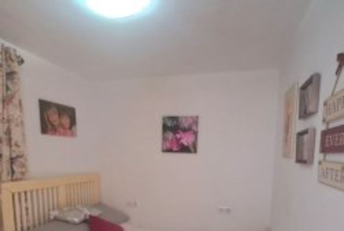 Image No.10-4 Bed Townhouse for sale