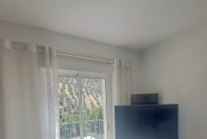 Image No.13-4 Bed Townhouse for sale