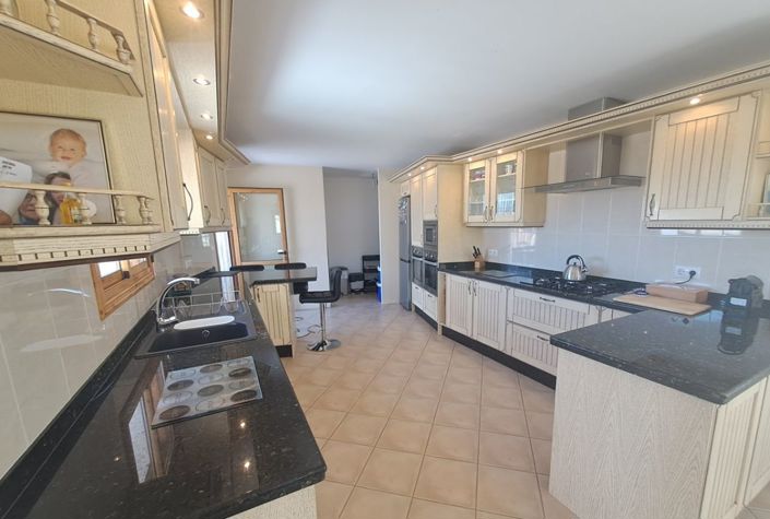 Image No.10-Villa / Détaché de 6 chambres à vendre à Iznájar