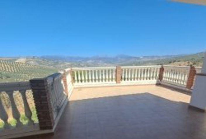 Image No.4-Villa / Détaché de 6 chambres à vendre à Iznájar