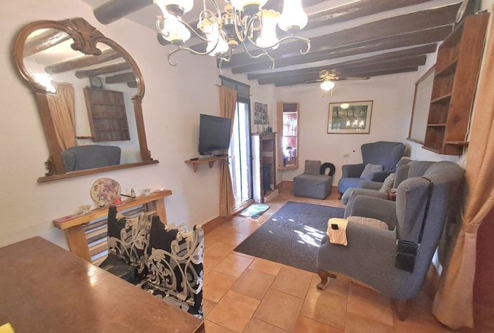 Image No.9-5 Bed Townhouse for sale