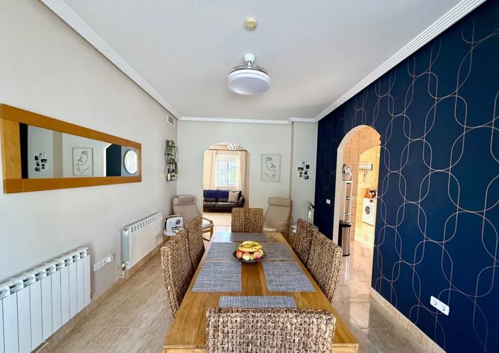 Image No.11-3 Bed Villa for sale