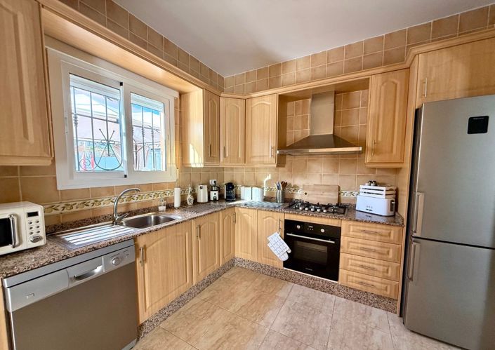 Image No.8-3 Bed Villa for sale