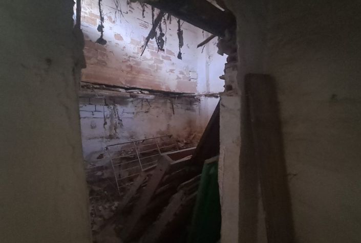 Image No.13-5 Bed Townhouse for sale