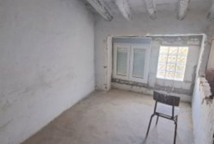 Image No.20-5 Bed Townhouse for sale