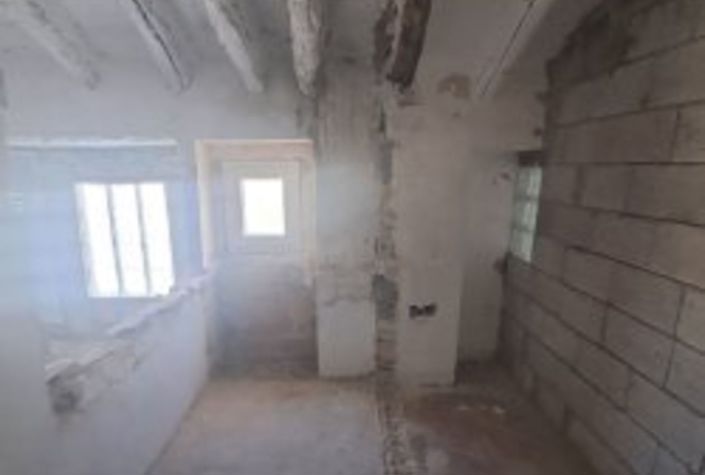 Image No.3-5 Bed Townhouse for sale