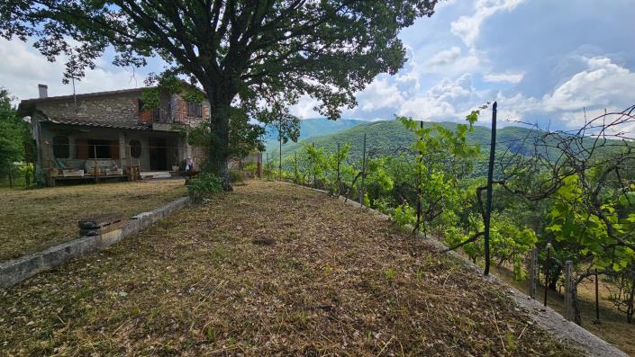 Image No.9-5 Bed Farmhouse for sale