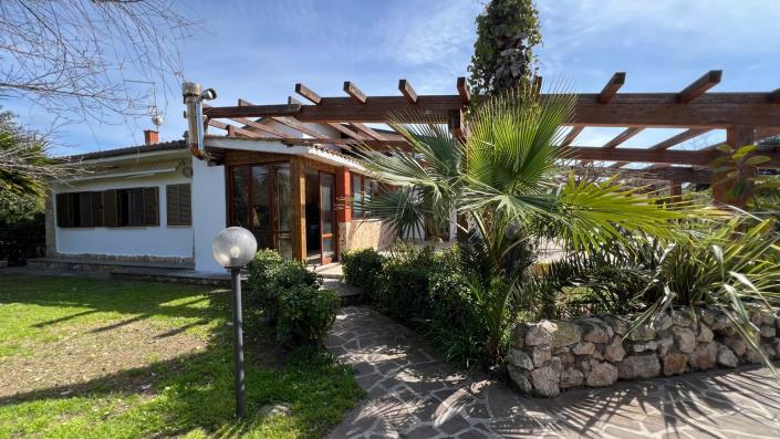 Image No.5-Maison de 6 chambres à vendre à Latina