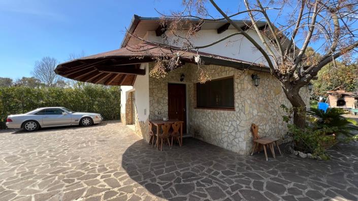 Image No.18-Maison de 6 chambres à vendre à Latina