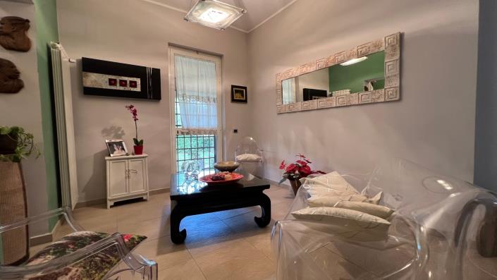 Image No.17-Maison de village de 4 chambres à vendre à Sutri