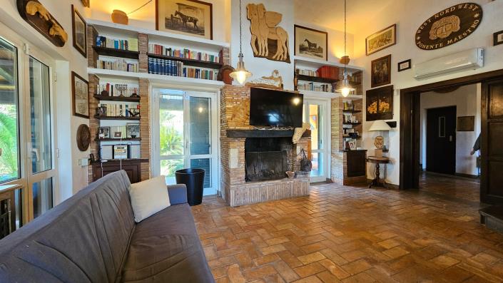 Image No.5-Villa de 5 chambres à vendre à Rieti