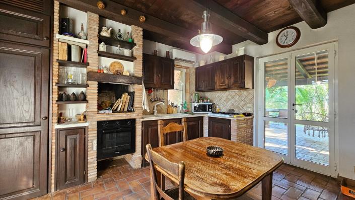 Image No.7-Villa de 5 chambres à vendre à Rieti