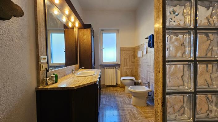 Image No.16-Villa de 5 chambres à vendre à Rieti