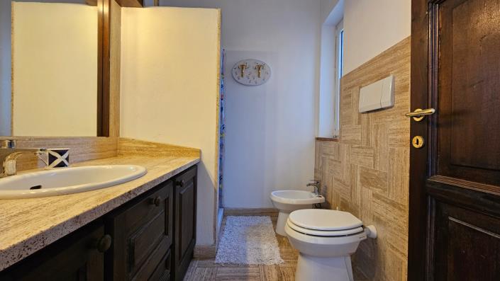 Image No.20-Villa de 5 chambres à vendre à Rieti