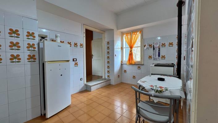 Image No.19-Maison de village de 3 chambres à vendre à Farnese