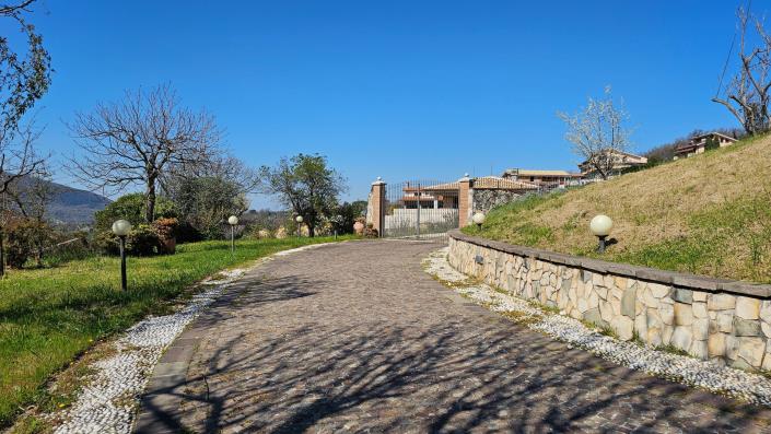 Image No.11-4 Bed Villa for sale