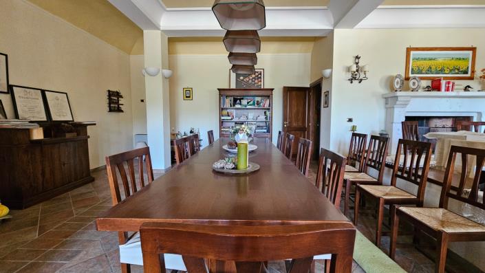 Image No.17-4 Bed Villa for sale