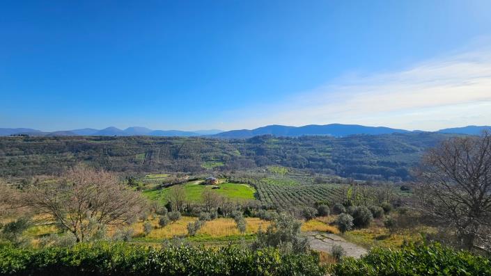 Image No.17-Maison de campagne de 3 chambres à vendre à Rieti