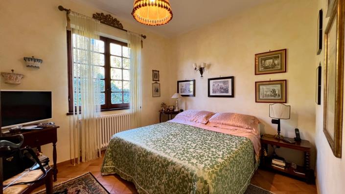 Image No.17-Villa de 6 chambres à vendre à Ronciglione