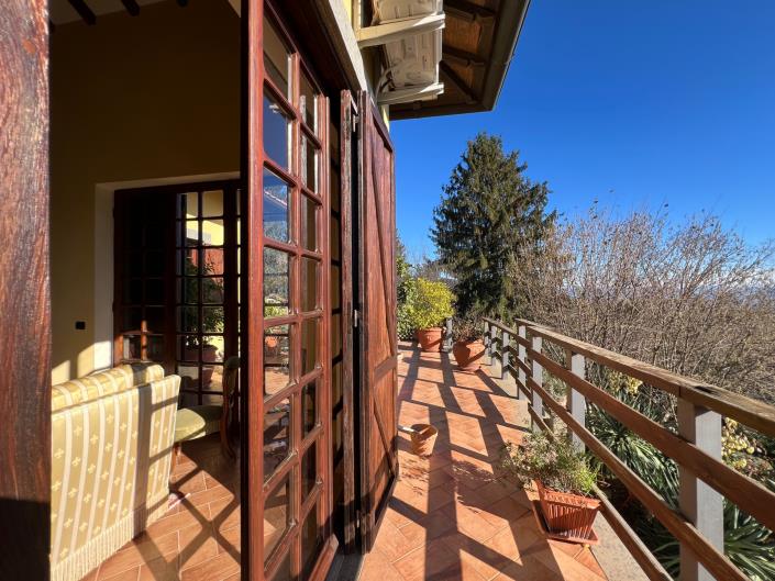 Image No.4-Villa de 6 chambres à vendre à Ronciglione