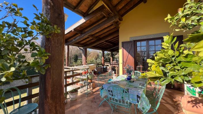 Image No.3-Villa de 6 chambres à vendre à Ronciglione