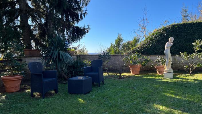 Image No.10-Villa de 6 chambres à vendre à Ronciglione