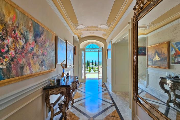 Image No.10-5 Bed Mansion for sale