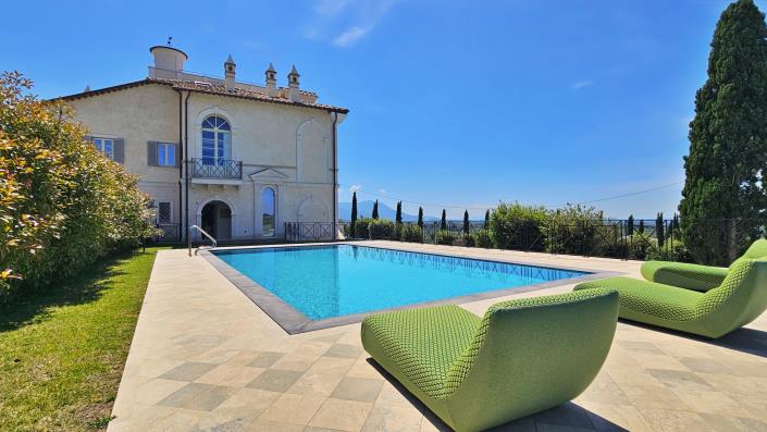 Image No.35-5 Bed Mansion for sale