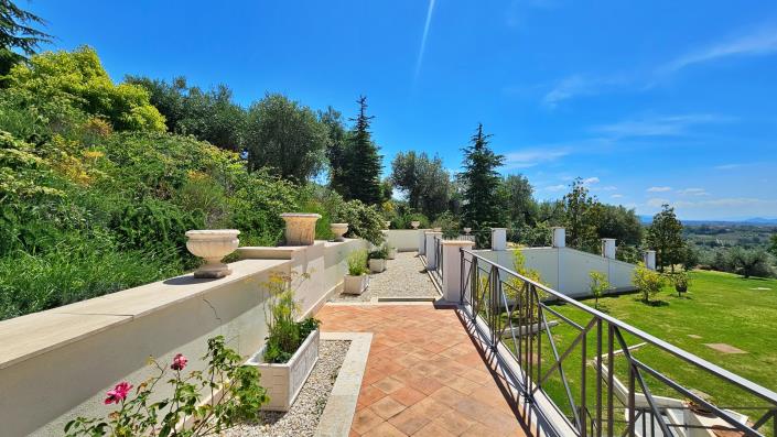 Image No.39-5 Bed Mansion for sale