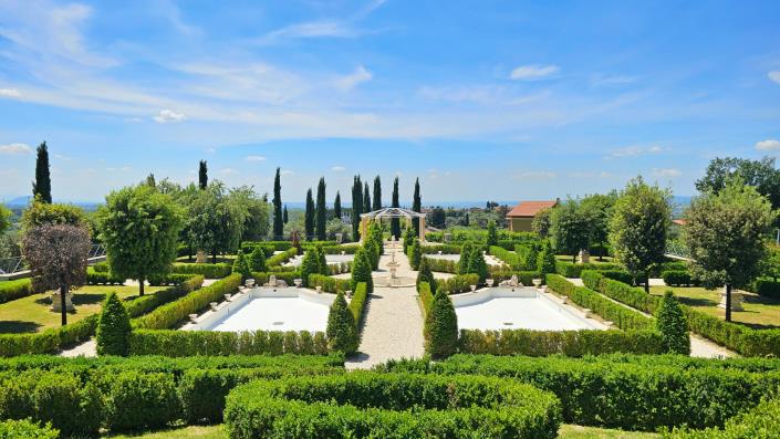 Image No.40-5 Bed Mansion for sale